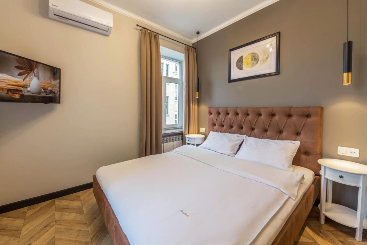 Design Apartment On Mykhailivskyi Ln. 4 Kiev Dış mekan fotoğraf