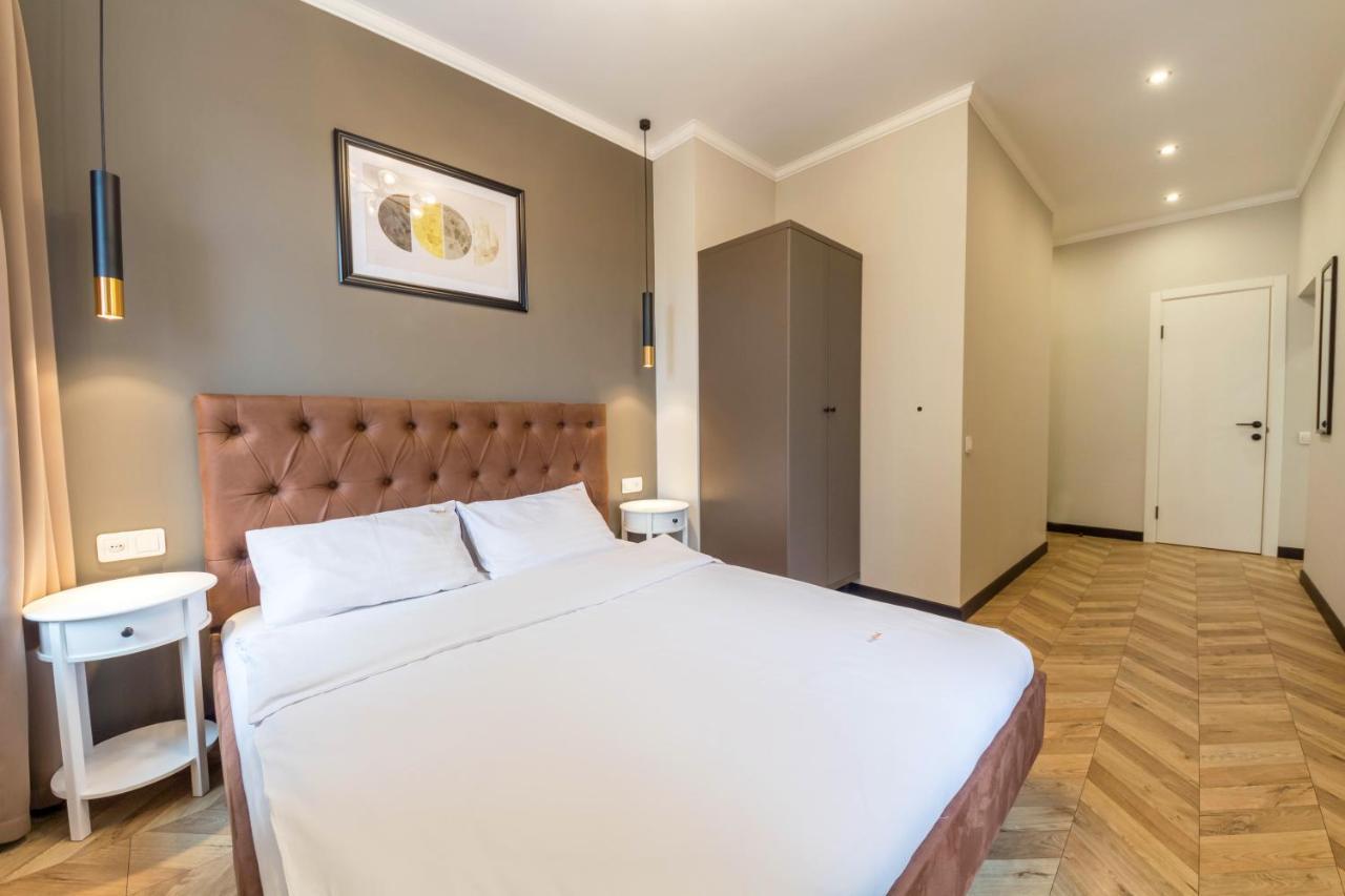 Design Apartment On Mykhailivskyi Ln. 4 Kiev Dış mekan fotoğraf
